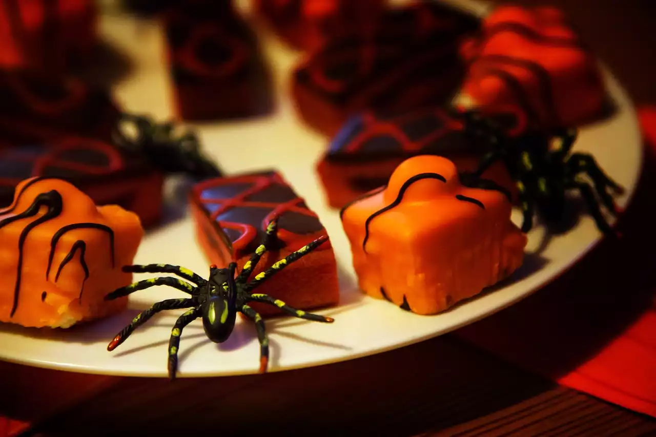 Fun and Easy Halloween Snacks for Kids' Parties