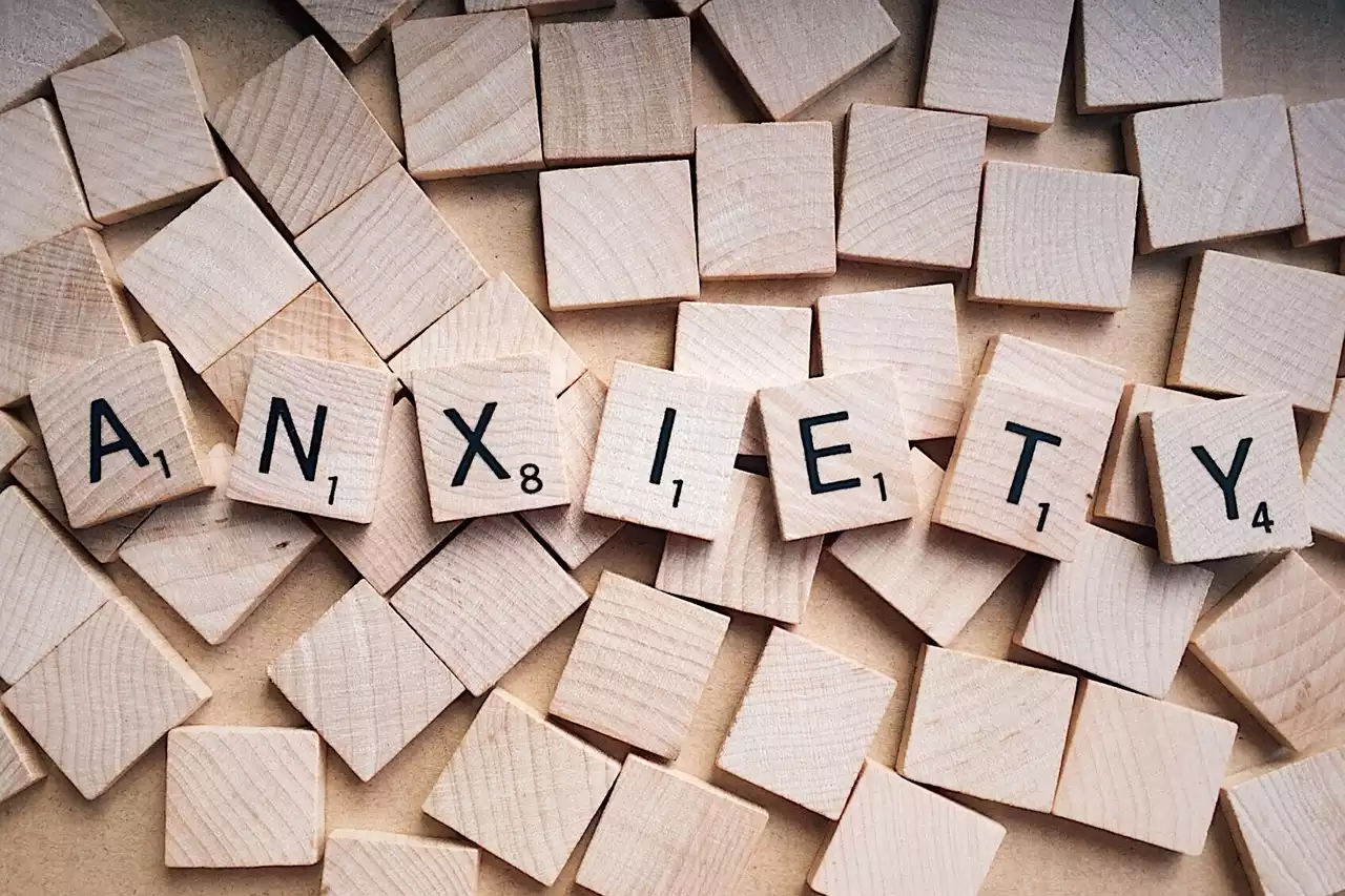 Comprendere l'ansia: tipi, sintomi e cause
